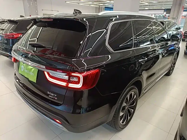 Hongqi HS7 — Фото автомобиля 6