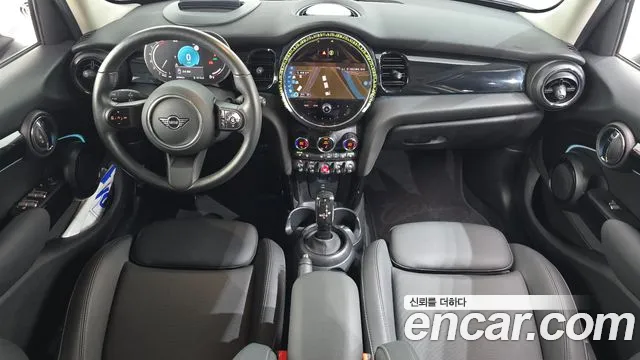 Mini Cooper Cooper 5 дверей Classic — Фото автомобиля 7