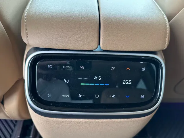 Aito M7 — Фото автомобиля 14
