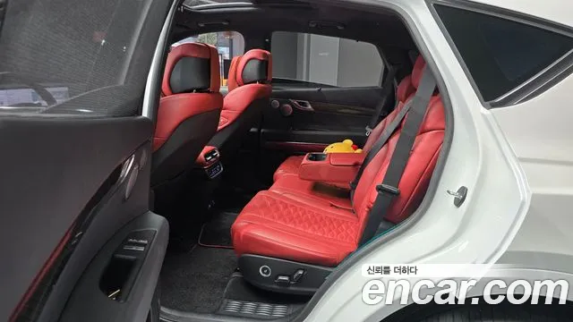 Genesis GV80 — Фото автомобиля 12