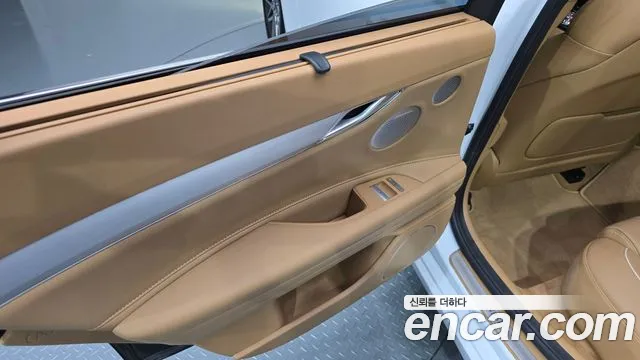 Genesis G80 RG3 — Фото автомобиля 14
