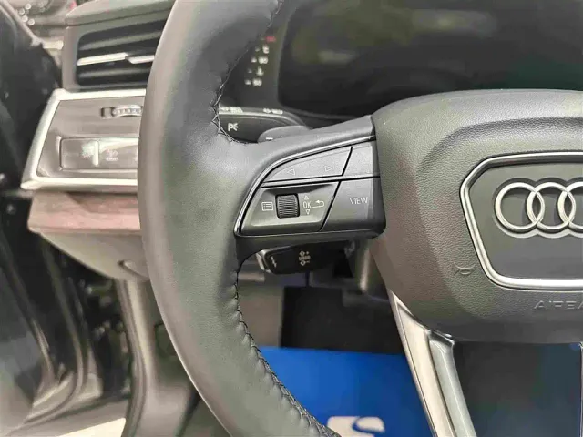 Audi Q7 — Фото автомобиля 10