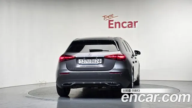 Mercedes-Benz A-Class W177 — Фото автомобиля 4
