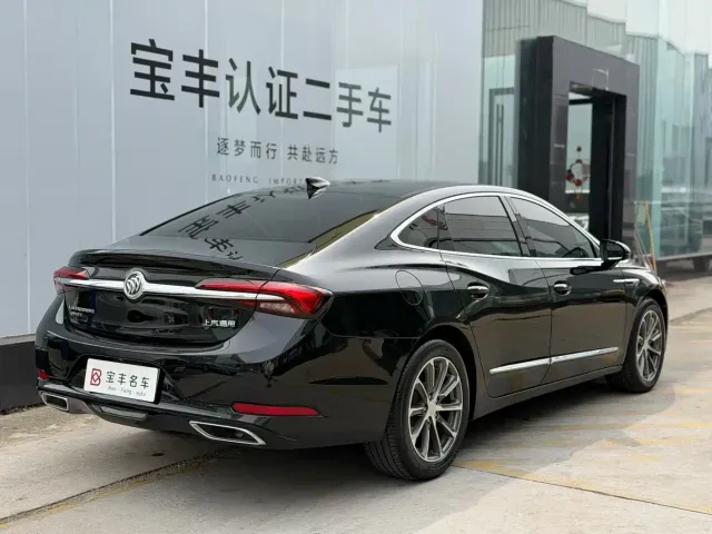Buick LaCrosse — Фото автомобиля 10