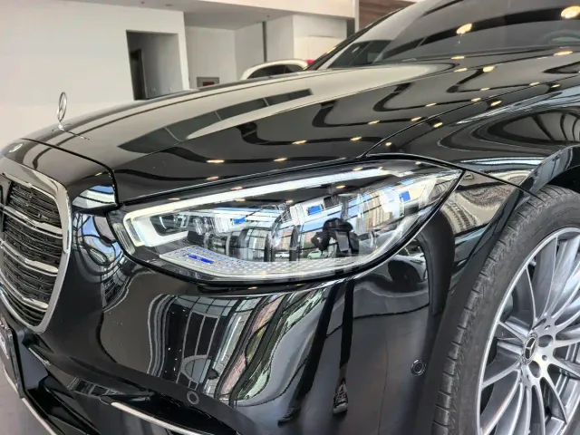 Mercedes-Benz S-Class — Фото автомобиля 4
