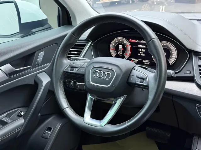 Audi Q5L — Фото автомобиля 7