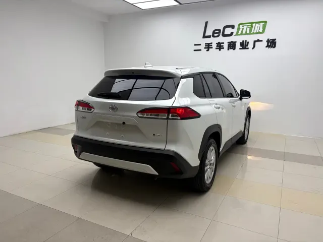 Toyota Corolla Cross — Фото автомобиля 17