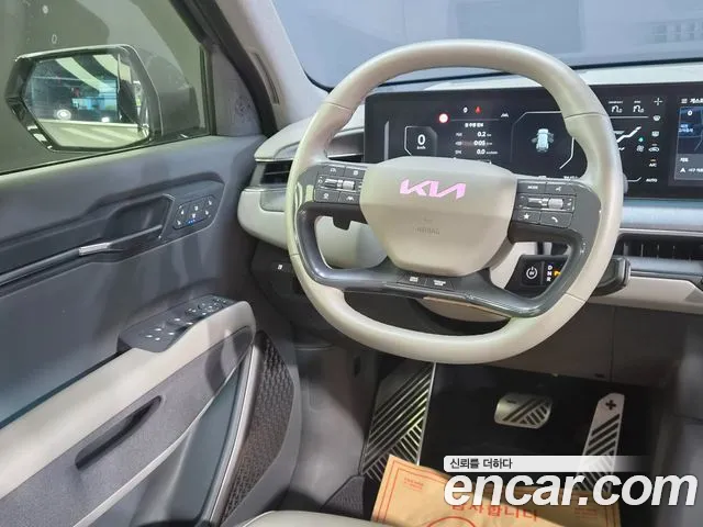 Kia EV9 — Фото автомобиля 7