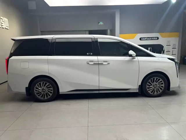 GAC Trumpchi M8 — Фото автомобиля 8