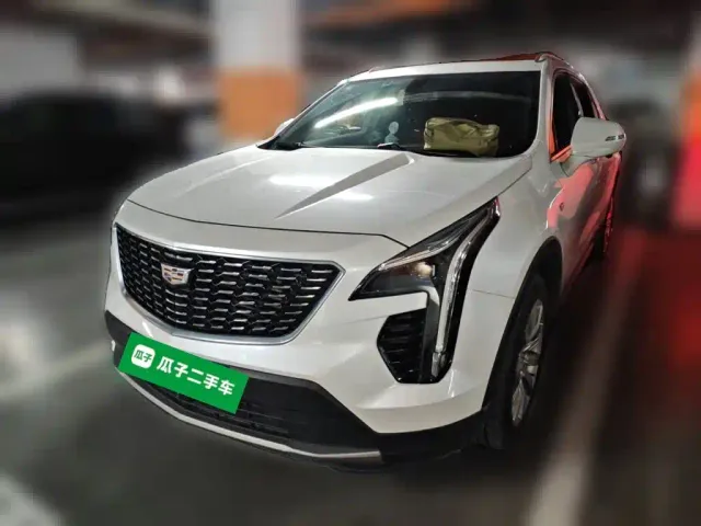 Фотография автомобиля — Cadillac XT4