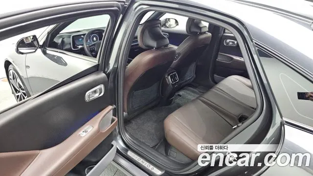 Hyundai Ioniq6 Long Range AWD — Фото автомобиля 11