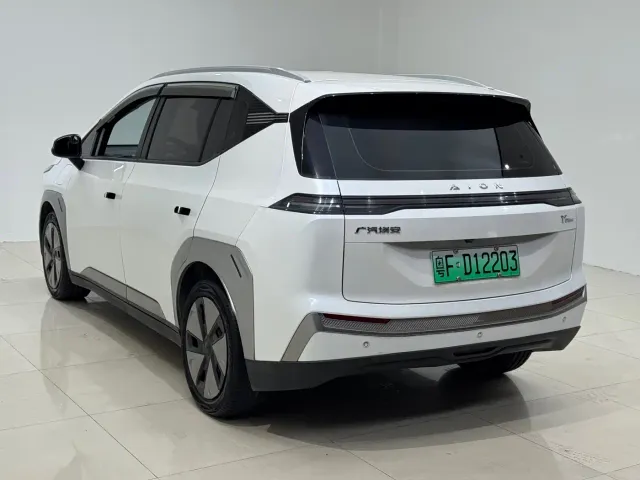 GAC Aion Y — Фото автомобиля 6