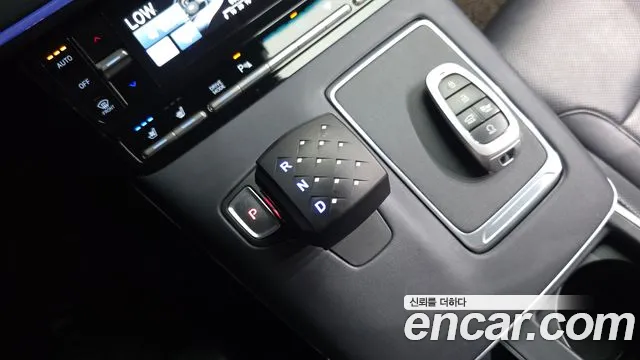 Hyundai Grandeur Exclusive — Фото автомобиля 8