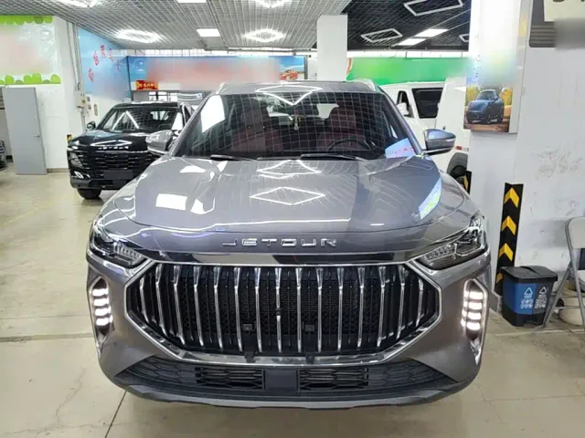 Jetour X70 Plus — Фото автомобиля 2
