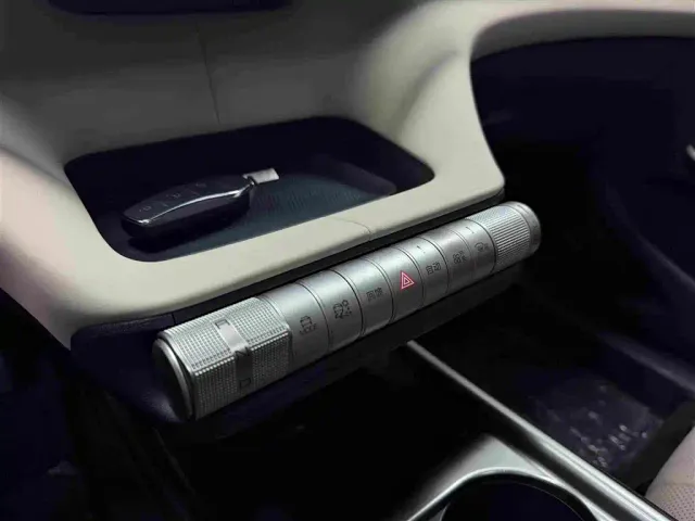 BYD Dolphin — Фото автомобиля 11