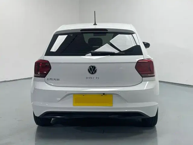 Volkswagen Polo — Фото автомобиля 8