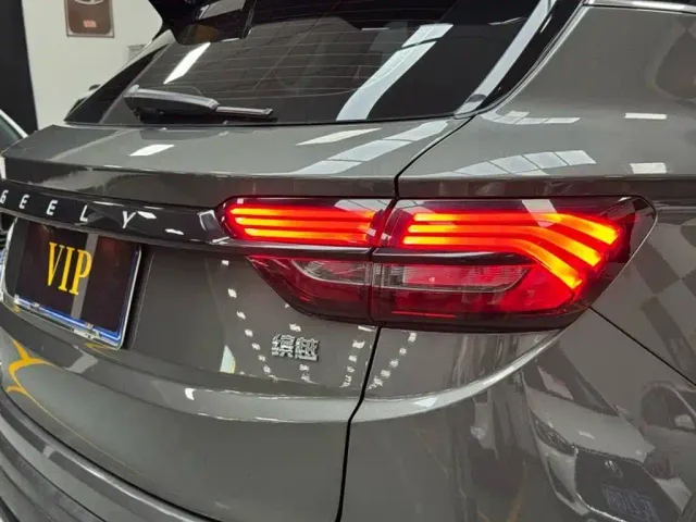 Geely Binyue — Фото автомобиля 20