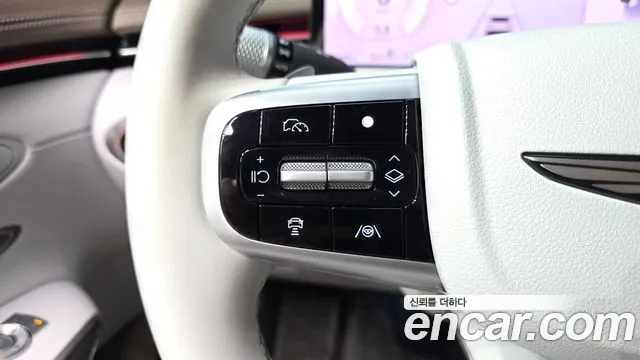 Genesis GV70 2.5T Бензин 2WD — Фото автомобиля 16