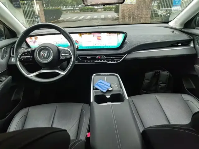 Buick LaCrosse — Фото автомобиля 9