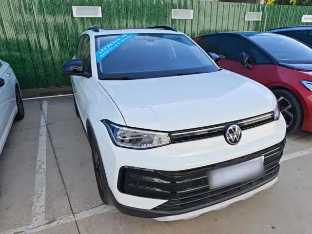 Volkswagen Tharu — Фото автомобиля 3