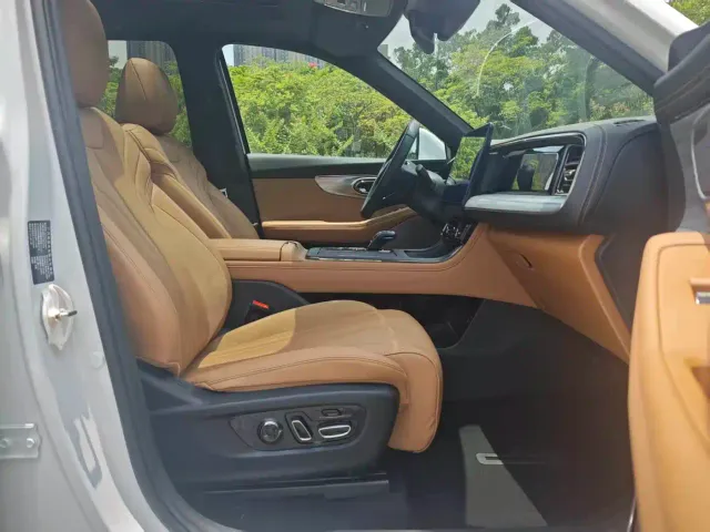 GAC Trumpchi ES9 — Фото автомобиля 15