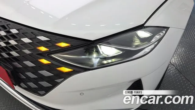 Hyundai Grandeur New — Фото автомобиля 7