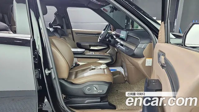 Kia EV9 — Фото автомобиля 12