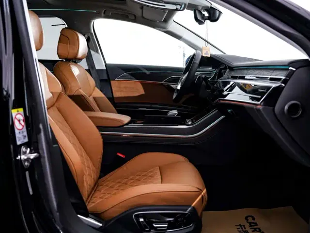 Audi A8 — Фото автомобиля 19