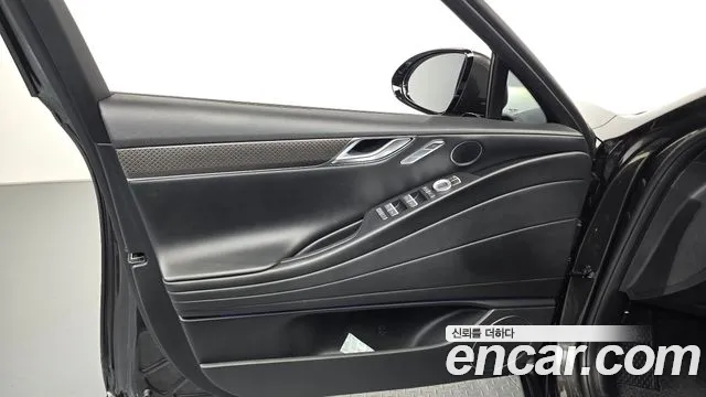 Genesis G80 Бензин 2.5 турбо AWD — Фото автомобиля 24