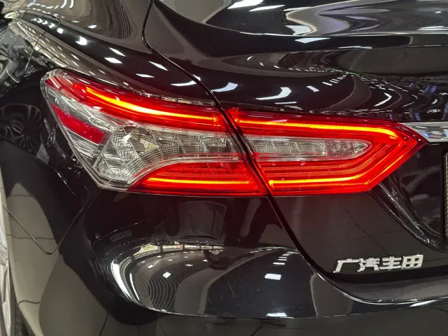 Toyota Camry — Фото автомобиля 21