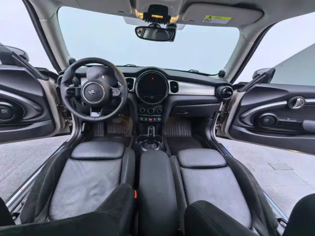MINI Hatch — Фото автомобиля 9