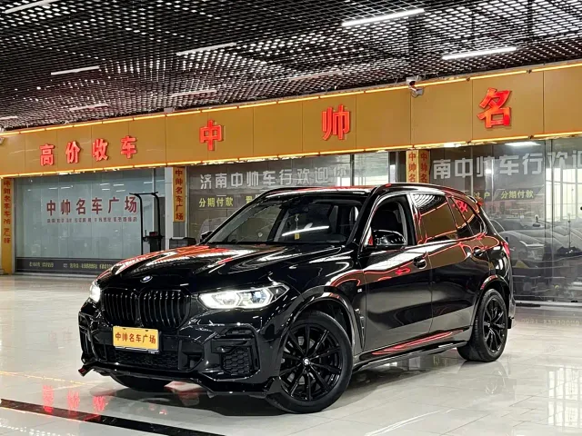 Фотография автомобиля — BMW X5
