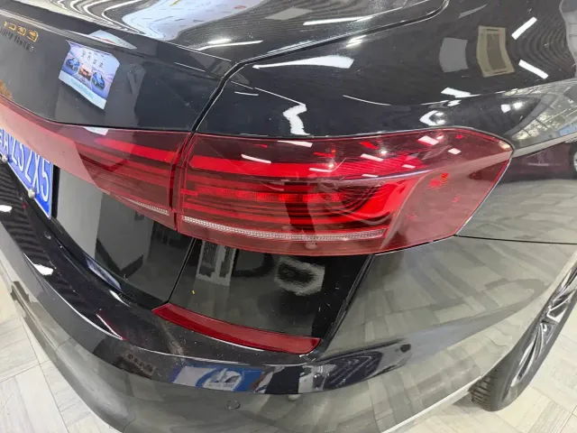 Volkswagen Passat — Фото автомобиля 10