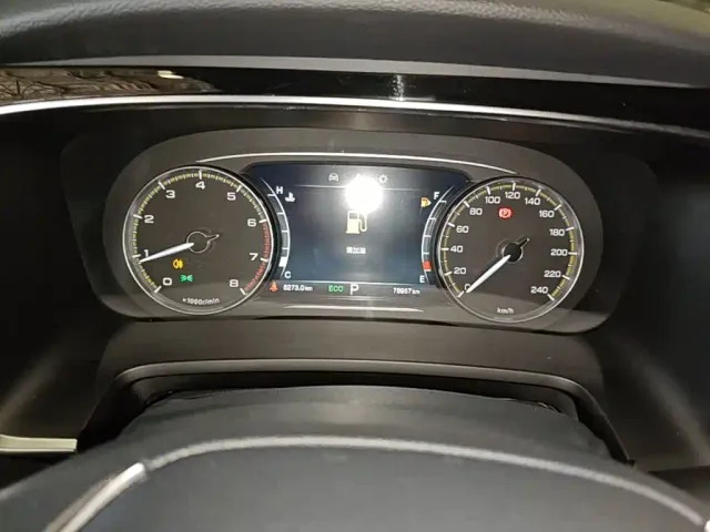 GAC Trumpchi M8 — Фото автомобиля 11