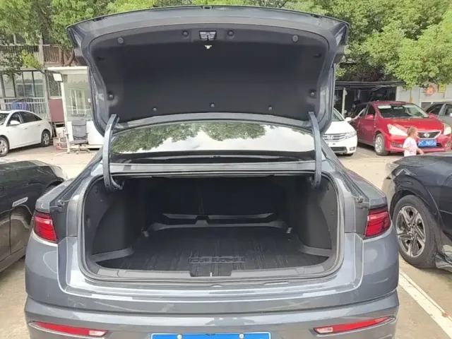 Geely Xingrui — Фото автомобиля 18