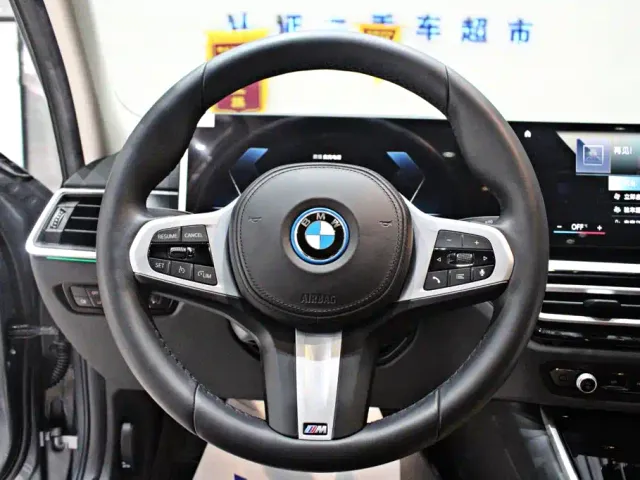 BMW i3 — Фото автомобиля 6