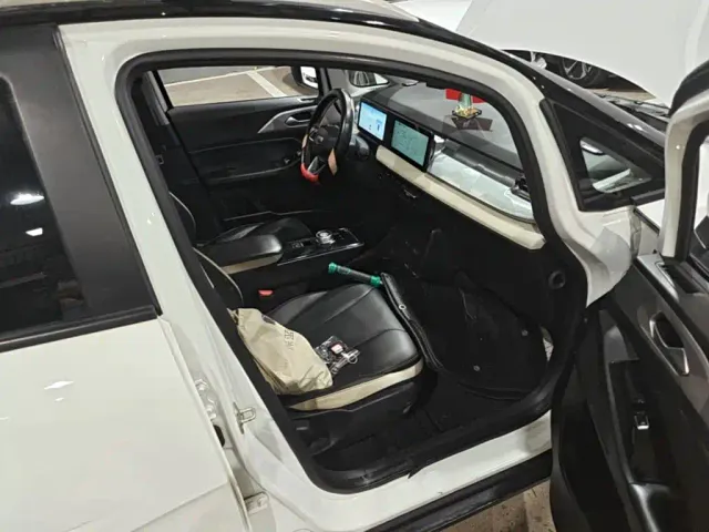 Geely Geometry E Firefly — Фото автомобиля 8