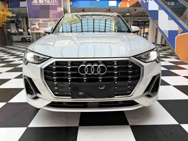 Audi Q3 — Фото автомобиля 2