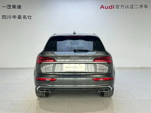 Audi Q5L — Фото автомобиля 5