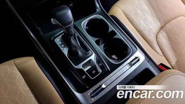 Kia Canival Carnival 4 поколение Дизель 9 мест Prestige — Фото автомобиля 9