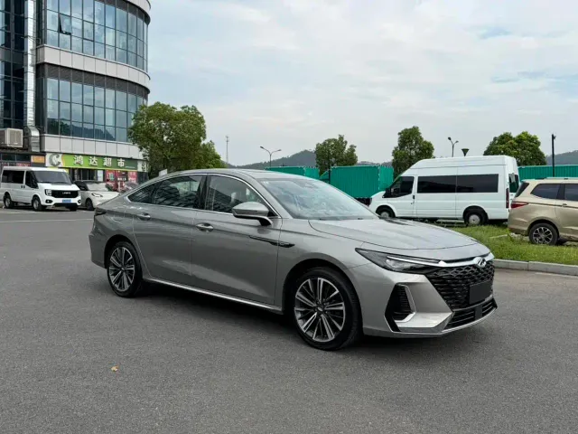 Chery Arrizo 8 — Фото автомобиля 2