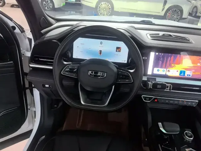 Geely Xingyue L — Фото автомобиля 10
