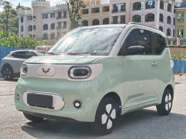 Фотография автомобиля — Wuling Hongguang Mini EV