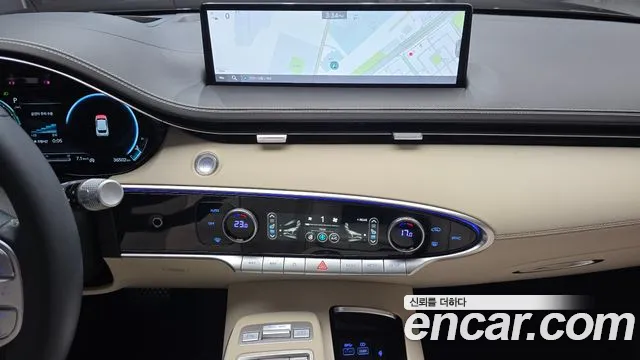 Genesis GV70 2.5T Бензин 2WD — Фото автомобиля 19
