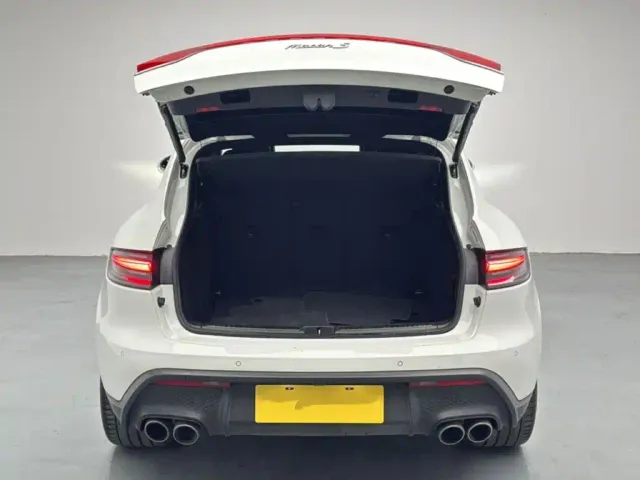 Porsche Macan — Фото автомобиля 8