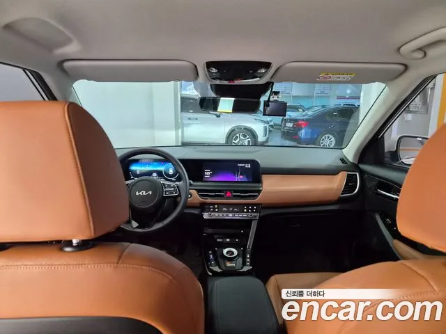 Kia Seltos New — Фото автомобиля 16
