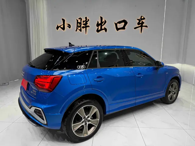 Audi Q2L — Фото автомобиля 3