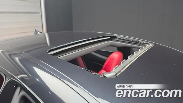 Maserati Ghibli — Фото автомобиля 29