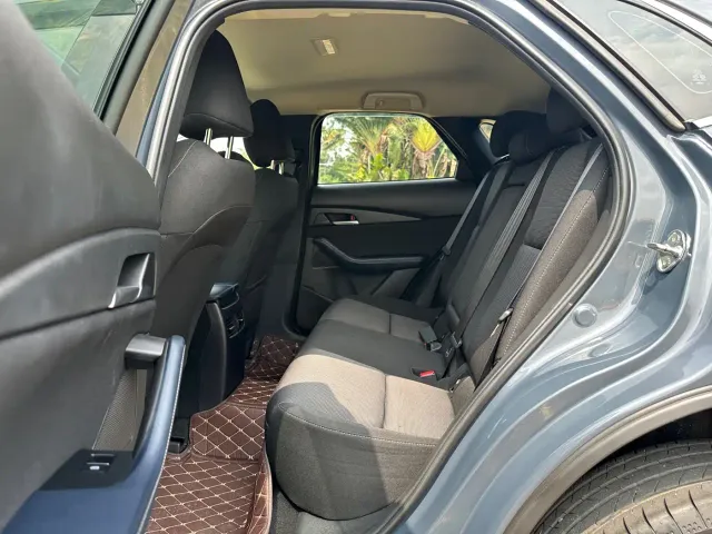 Mazda CX-30 — Фото автомобиля 17
