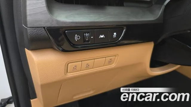Kia Canival Carnival 4 поколение Бензин 9 мест Prestige — Фото автомобиля 18